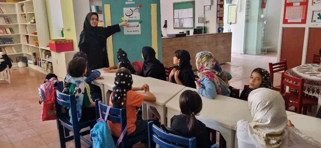 1315948 گرامیداشت روز قلم در مراکز فرهنگی و هنری کانون استان قزوین