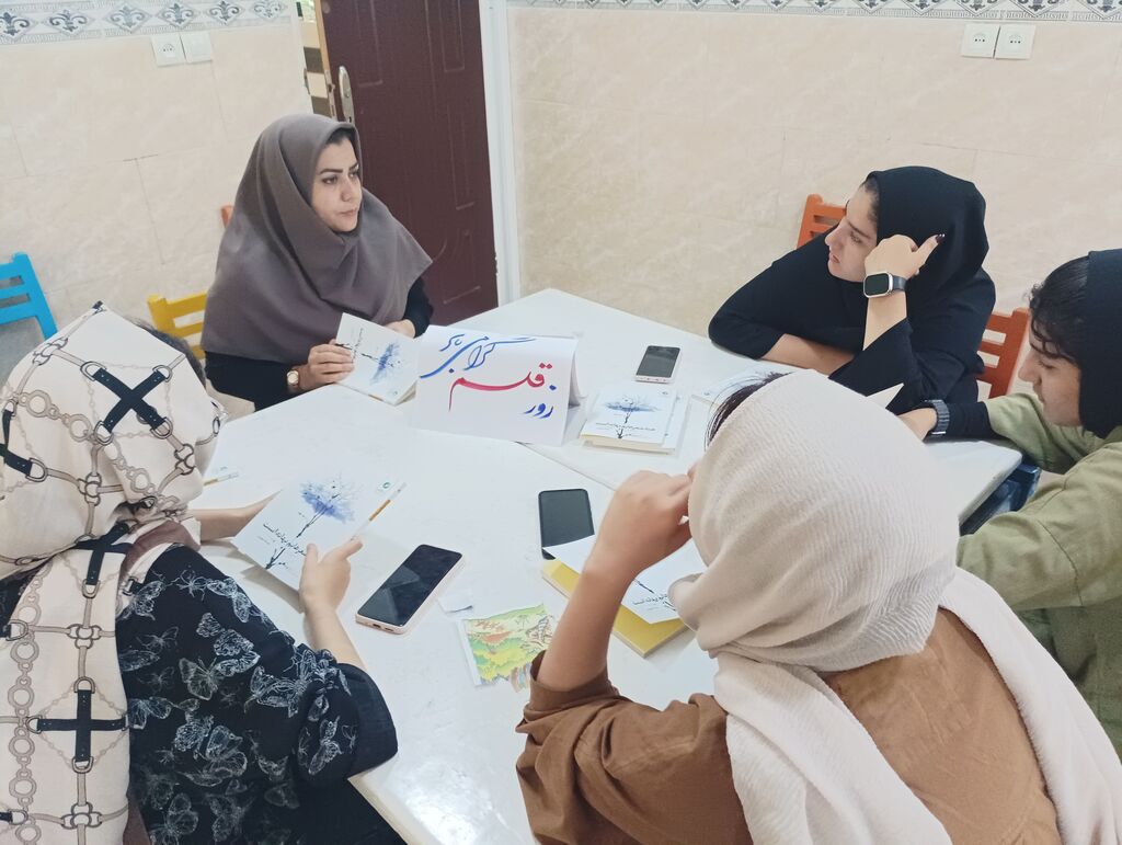 1315950 گرامیداشت روز قلم در مراکز فرهنگی و هنری کانون استان قزوین