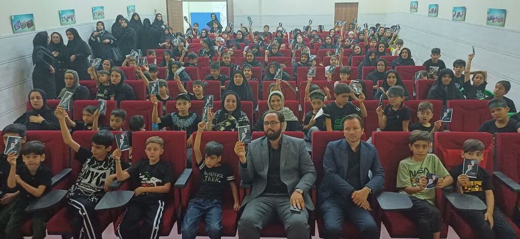 1316514 مکتب عاشورا یک مدرسه تربیتی برای کودکان و نوجوانان است