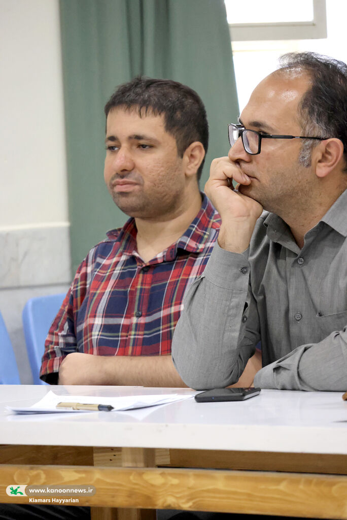 1316774 آشنایی اعضای کانون چهارمحال و بختیاری با اشعار آیینی