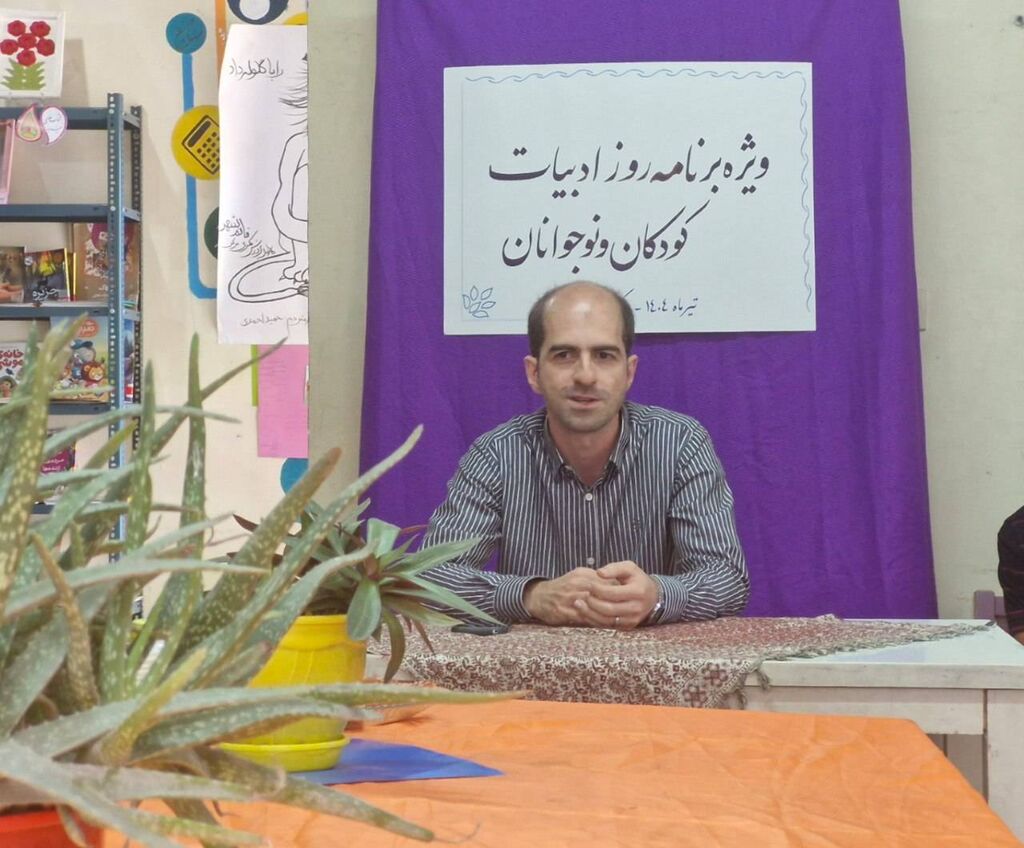 1316820 کانون قائمشهر میزبان «روز ادبیات کودکان و نوجوانان» شد