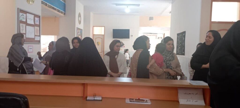 1317027 سرپرست کانون کرمانشاه از مرکز شماره ۳ بازدید کرد