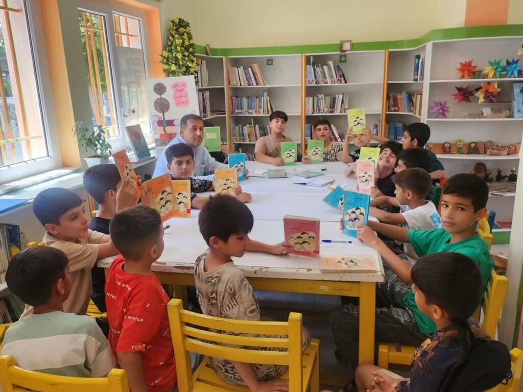 1317382 گرامیداشت گسترده روز ملی ادبیات کودک و نوجوان در مراکز کانون سراسر ایران