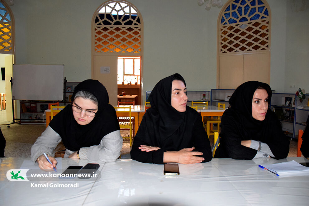 1317591 حضور مدیرکل کانون پرورش فکری لرستان در مرکز شماره ۲ خرمآباد