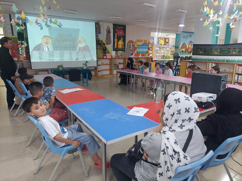 1317648 مراکز کانون استان اردبیل روز ملی ادبیات کودک و نوجوان را گرامی داشتند