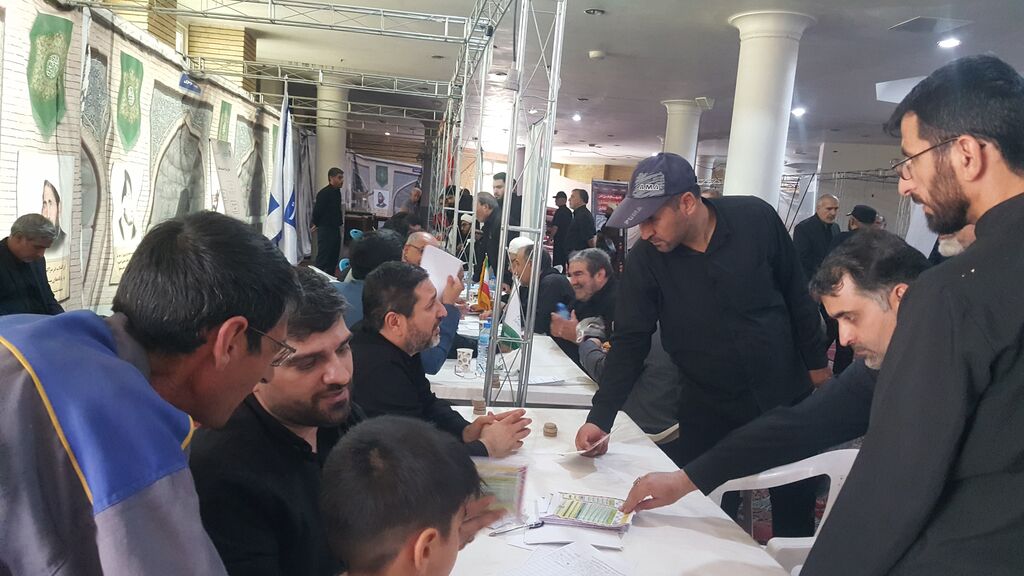 1317695 حضور کانون پرورش فکری در محل میز خدمت، میعادگاه نماز جمعه استان قم