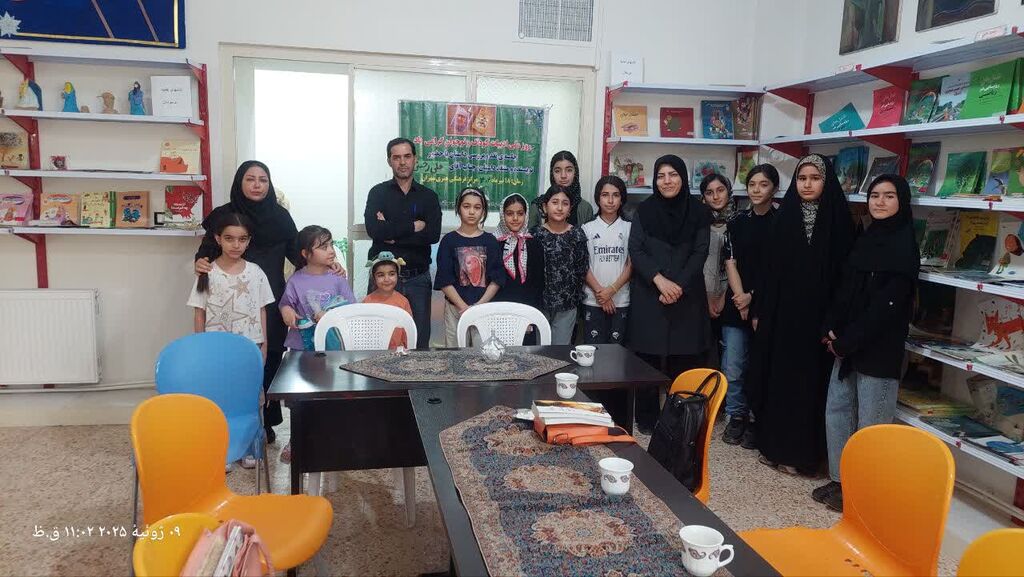 1317773 بزرگداشت روزادبیات کودک ونوجوان در کانون استان ایلام