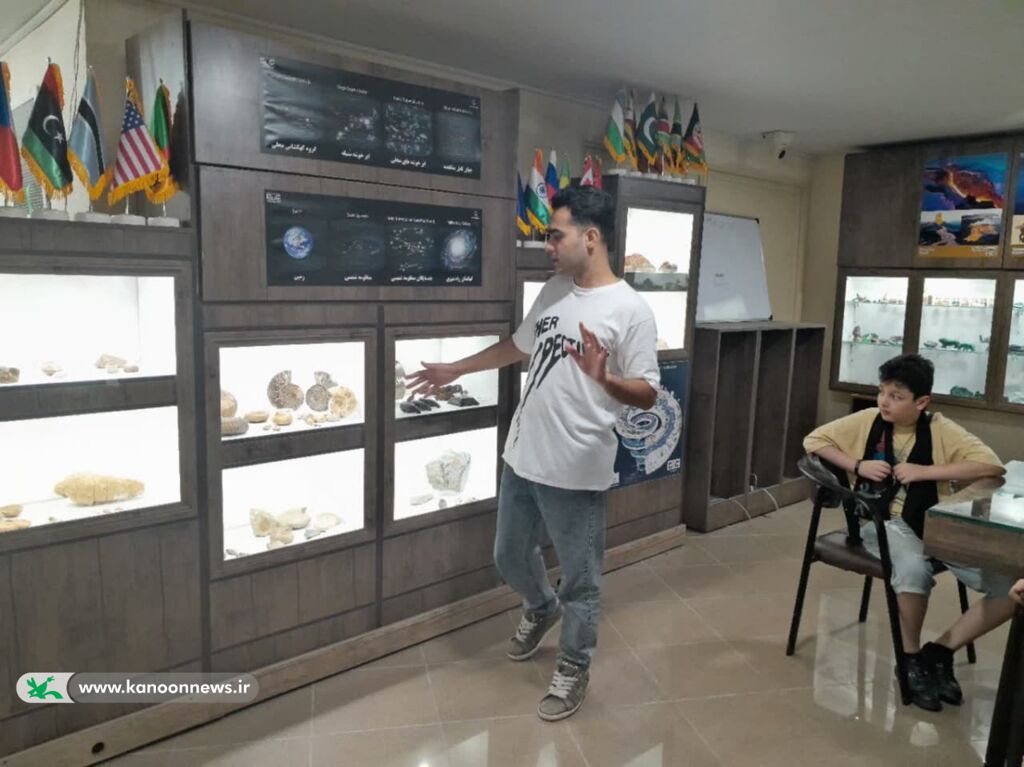 1317818 بازدید علمی اعضای مراکز کانون گرگان از موزه سنگ