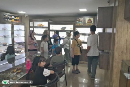 بازدید علمی اعضای مراکز کانون گرگان از موزه سنگ