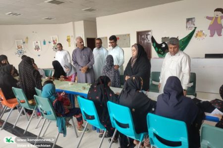 بازدید مسئولان محلی از مرکز فرهنگی هنری سیب و سوران(سیستان و بلوچستان) و تاکید بر نقش اثرگذار کانون در رشد نسل آینده
