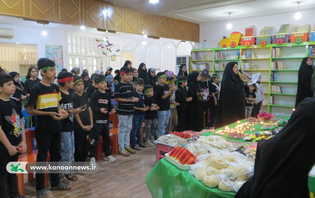 1317900 سوگواره «کودکان عاشورایی» در مرکز برازجان برگزار شد