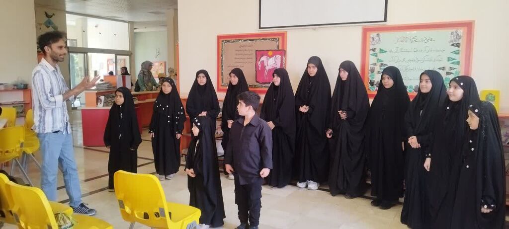 1318116 بازدید سرپرست کانون کرمانشاه از مرکز شماره ۱۲