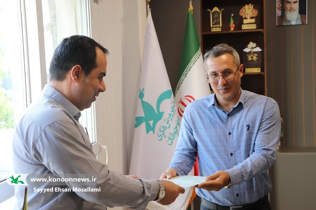 1318221 دومین جلسه شورای راهبری کانون گلستان تشکیل شد