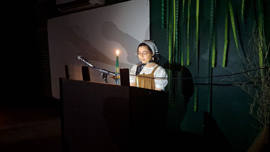 1318225 جشن قلمهای کوچک در آمل؛ ستارههای ادبیات کودک در روز ملی درخشیدند