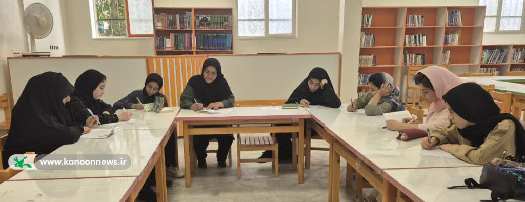 1318230 برنامه مراکز کانون یزد در روز ملی ادبیات کودک و نوجوان