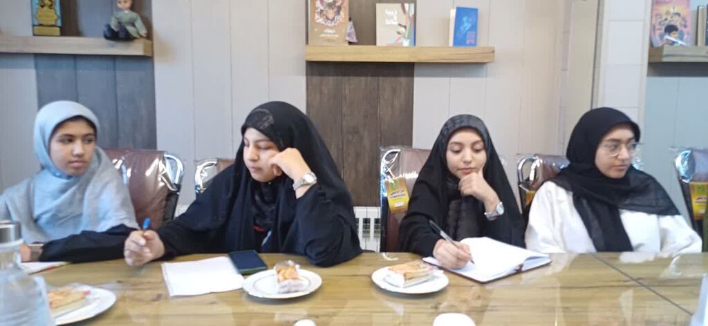 دیدار کانون‌یاران با سرپرست کانون همدان