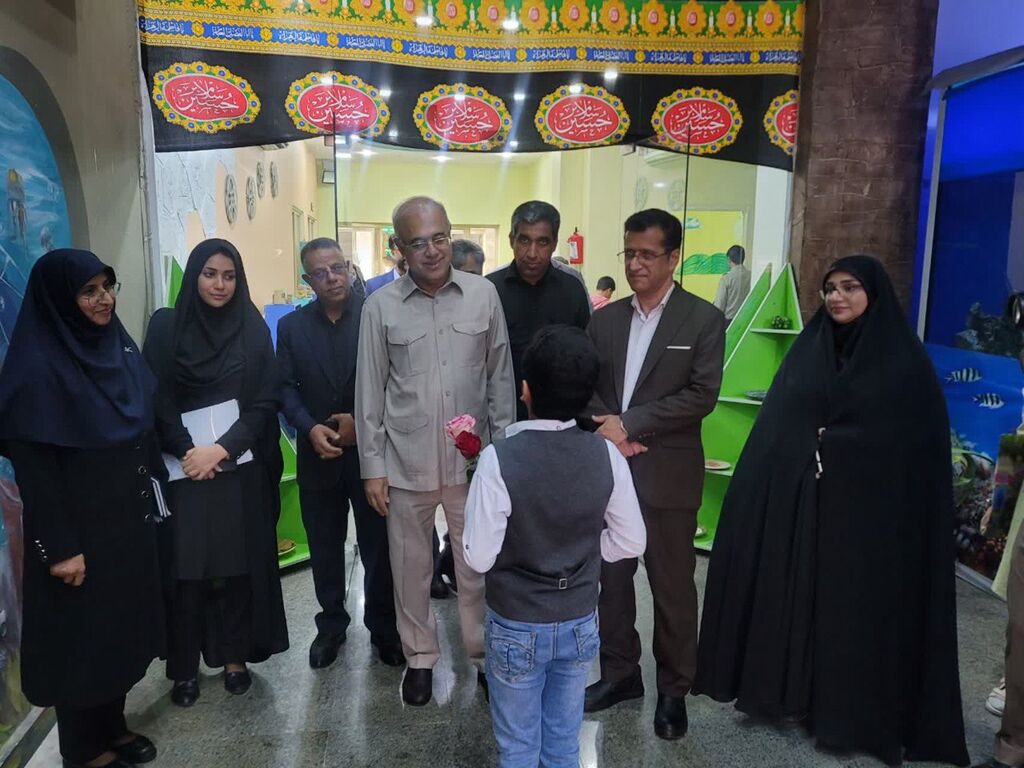 1318563 من استاندارم! معین و حامی کانون پرورش فکری در هرمزگان