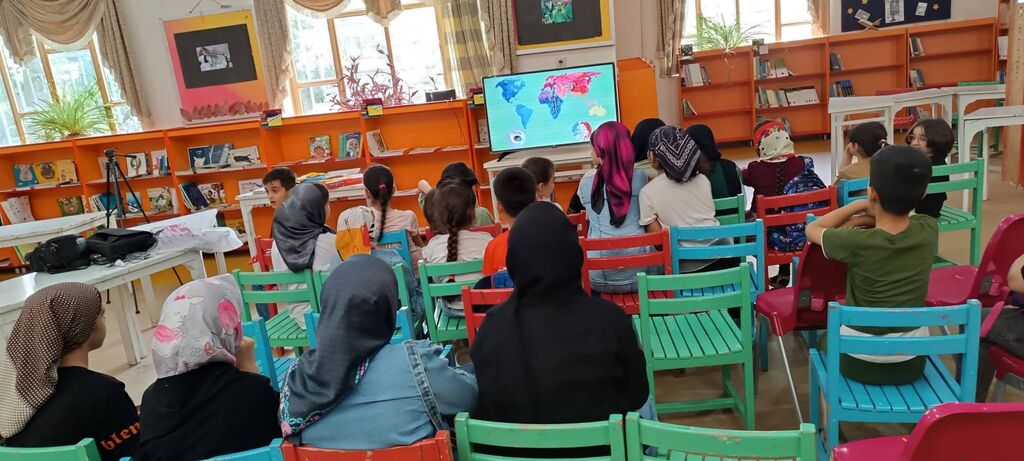 1318948 راهاندازی فعالیت "تابستانها با سینما" در مرکز هرسین