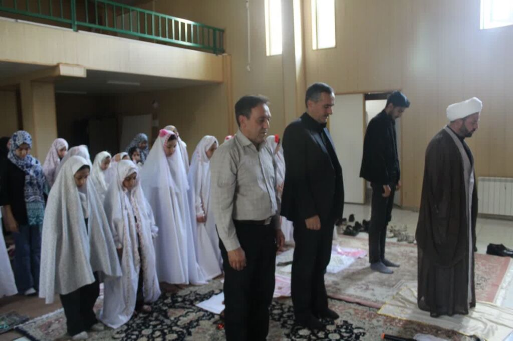 اجرای ویژه برنامه‌ی دینی و فرهنگی در کانون چایپاره