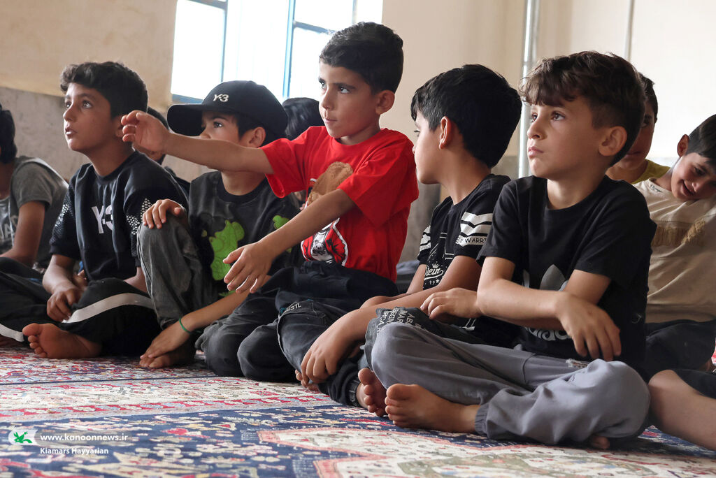 1319526 اعضای کانون در روستاهای چهارمحال و بختیاری، صاحب تئاتر عروسکی شدند