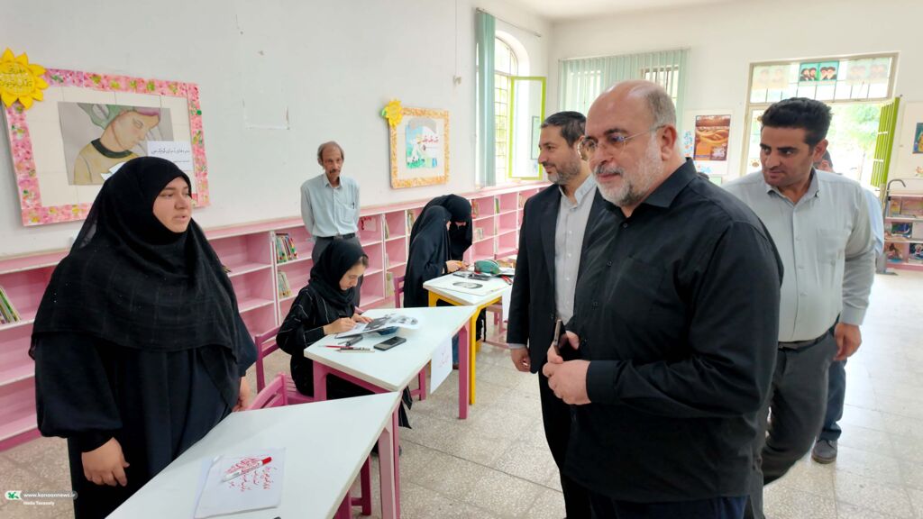 1319706 اعضا و مربیان مراکز کانون چهره شهدای جنگ ۱۲ روزه ۱۲ روزه را به تصویر کشیدند