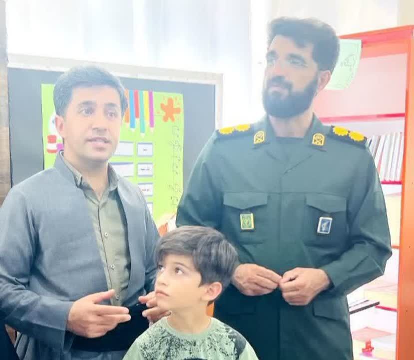 نمایشگاه آثار عضو نوجوان مرکز ثلاث‌باباجانی جلوه‌ای از ایثار و افتخار