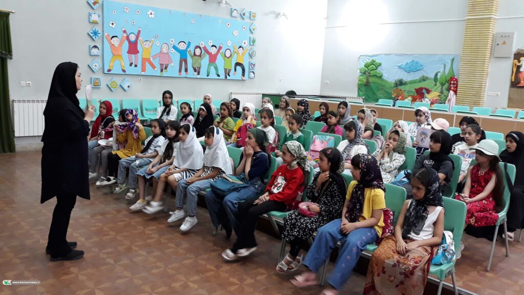 1319860 برگزاری دو ویژهبرنامه فرهنگی با محوریت حجاب و الگوگیری از حضرت فاطمه (س)