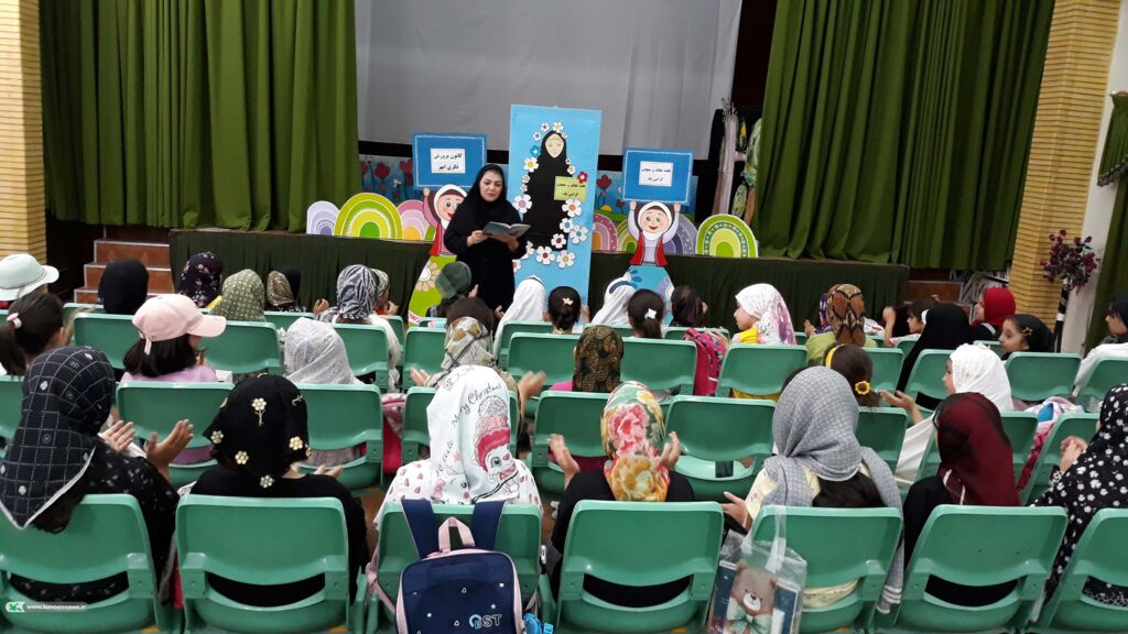 1319861 برگزاری دو ویژهبرنامه فرهنگی با محوریت حجاب و الگوگیری از حضرت فاطمه (س)