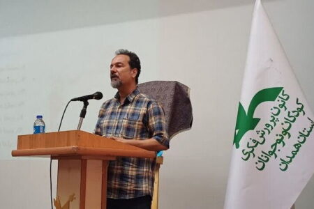 شعر حاصل تفکر و اندیشه‌ها است