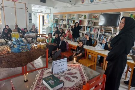 ویژه برنامه حجاب زینبی در انجمن قصه گویی کانون شهر زاویه