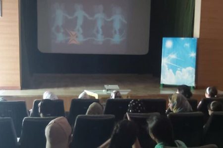 پخش و نقد فیلم یکی از فعالیت ‌های تابستانی مراکز کانون البرز