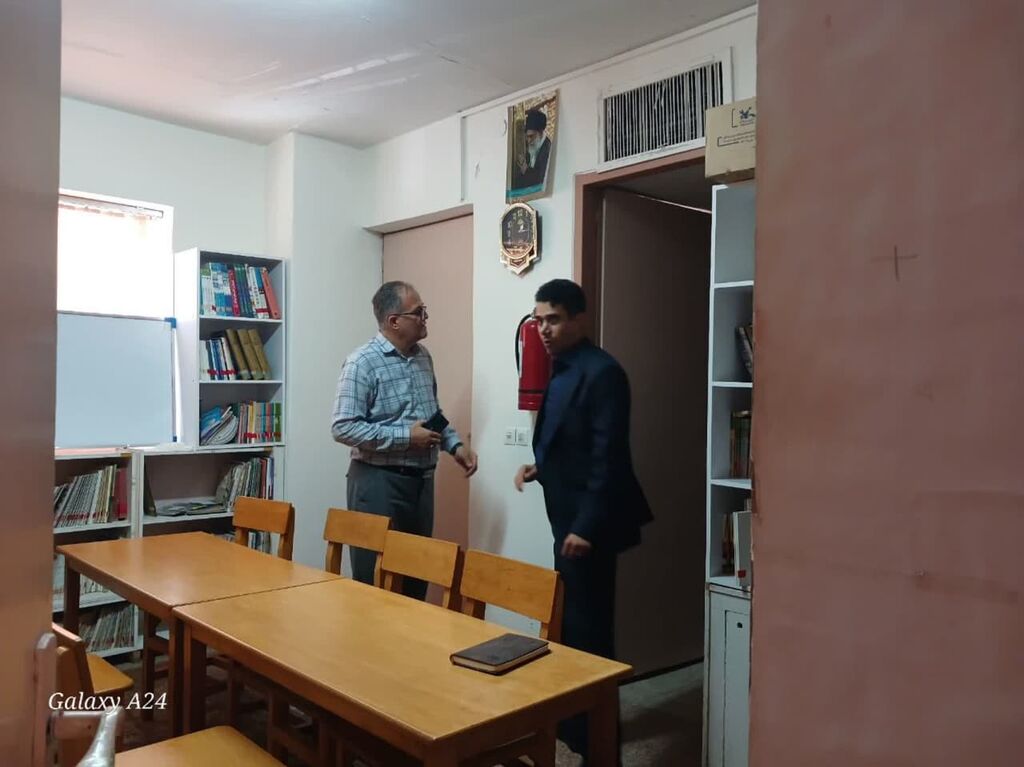 بازدید عضو شورای اسلامی شهر کاشمر از مرکز فرهنگی کانون