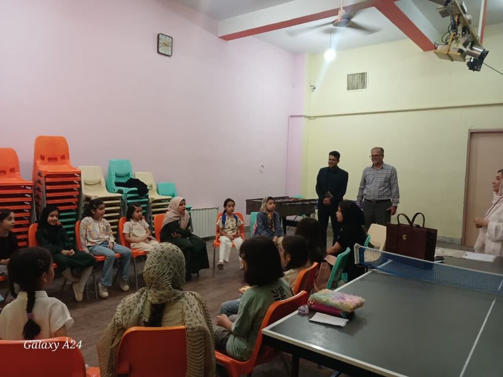 بازدید عضو شورای اسلامی شهر کاشمر از مرکز فرهنگی کانون