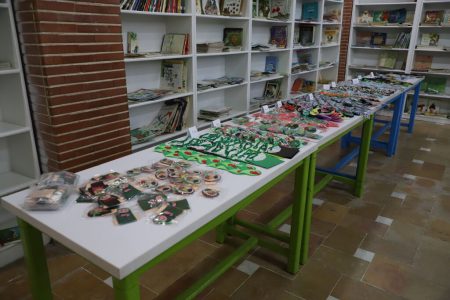 ساخت هدیه‌هایی کودکانه به رسم ارادت حسینی(ع)