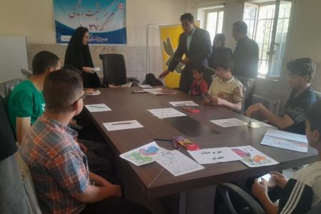 اجرای برنامه‌ برای کودکان و نوجوانان کم‌توان ذهنی و جسمی گیلانغرب