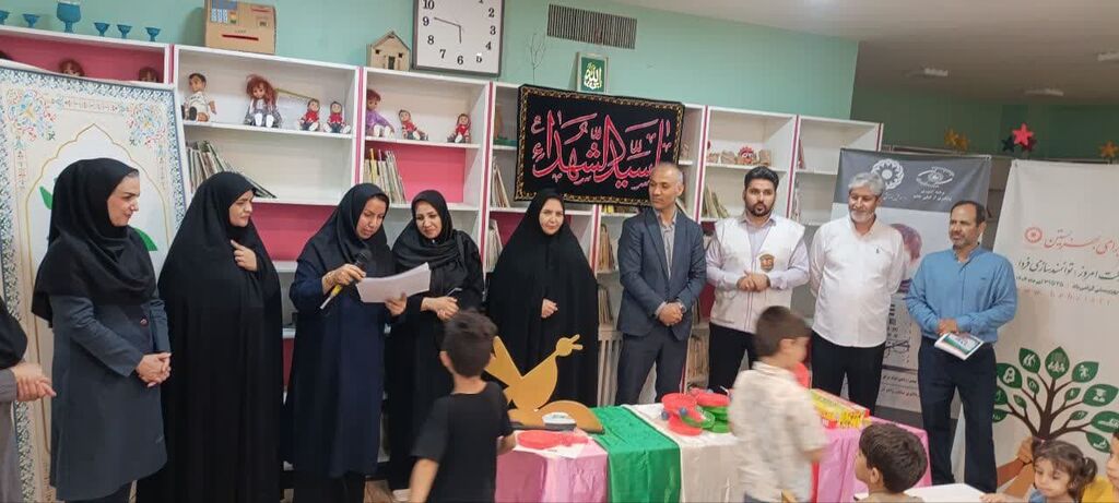 1320801 برگزاری کارگاه نقاشی همدلی با حضور چندقلوها در مرکز فرهنگی قوچان