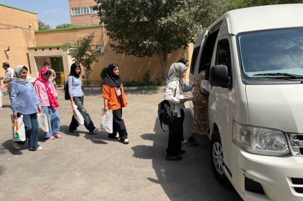 1321784-2 کانونیاران کرمانشاه از اماکن فرهنگی و هویتی بازدید کردند