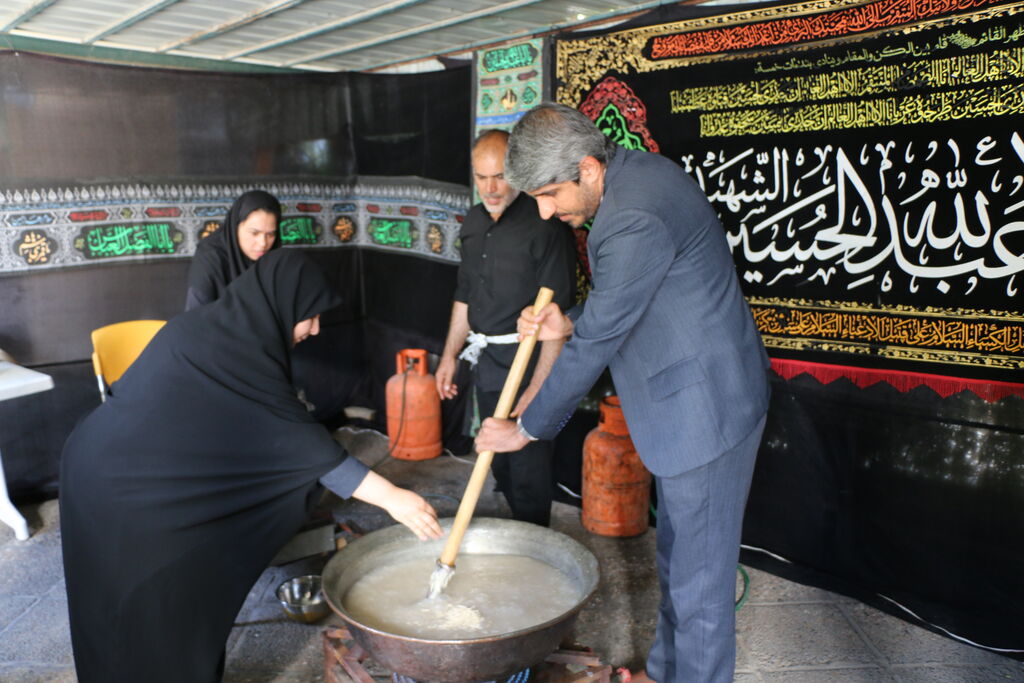 1321978-2 بیستویکمین سوگواره عاشورایی نوجوانان در کانون فارس
