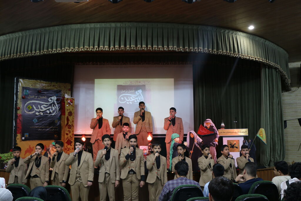 1322002-2 بیستویکمین سوگواره عاشورایی نوجوانان در کانون فارس