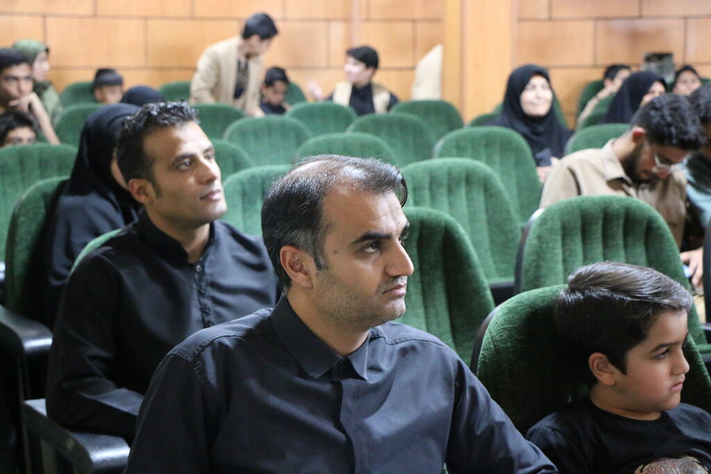 1322013-2 بیستویکمین سوگواره عاشورایی نوجوانان در کانون فارس