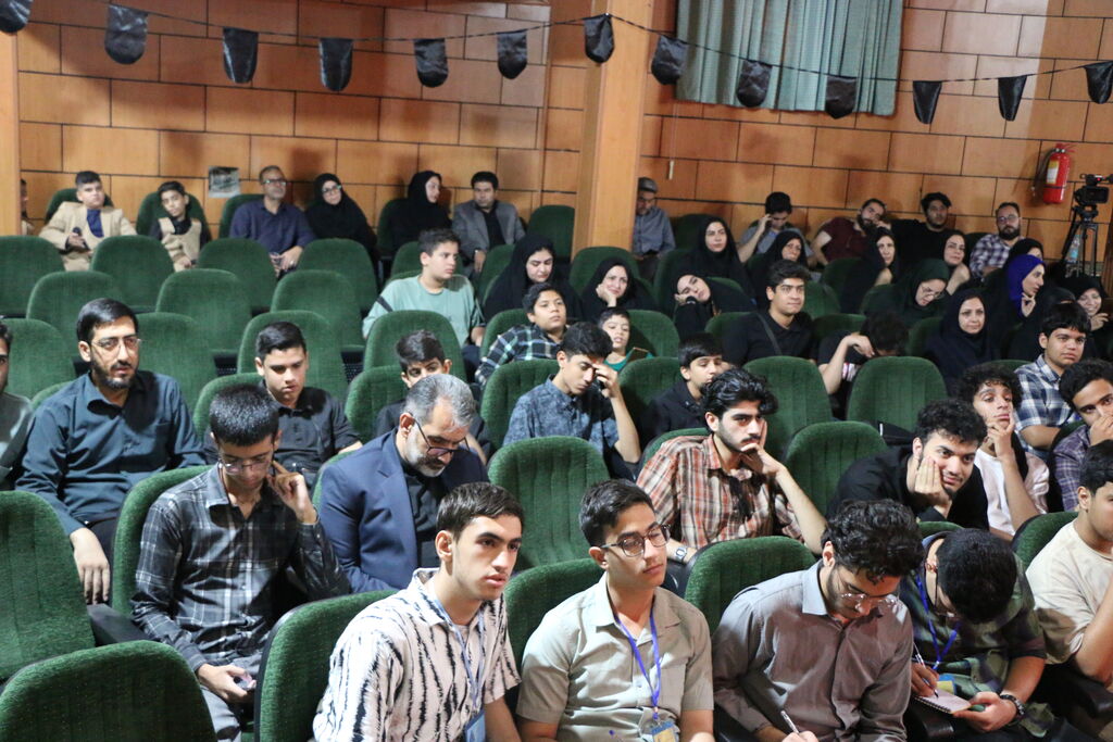1322016-3 بیستویکمین سوگواره عاشورایی نوجوانان در کانون فارس