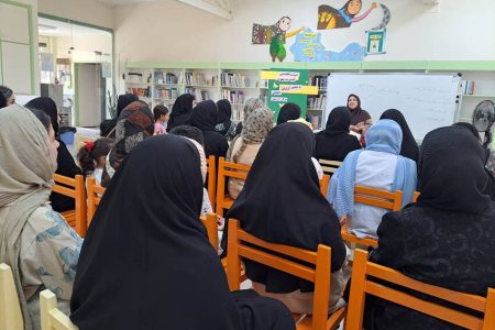 کارگاه آموزشی خانواده‌محور مقابله با بحران‌ها در مرکز شماره ۳ کانون اردبیل برگزار شد