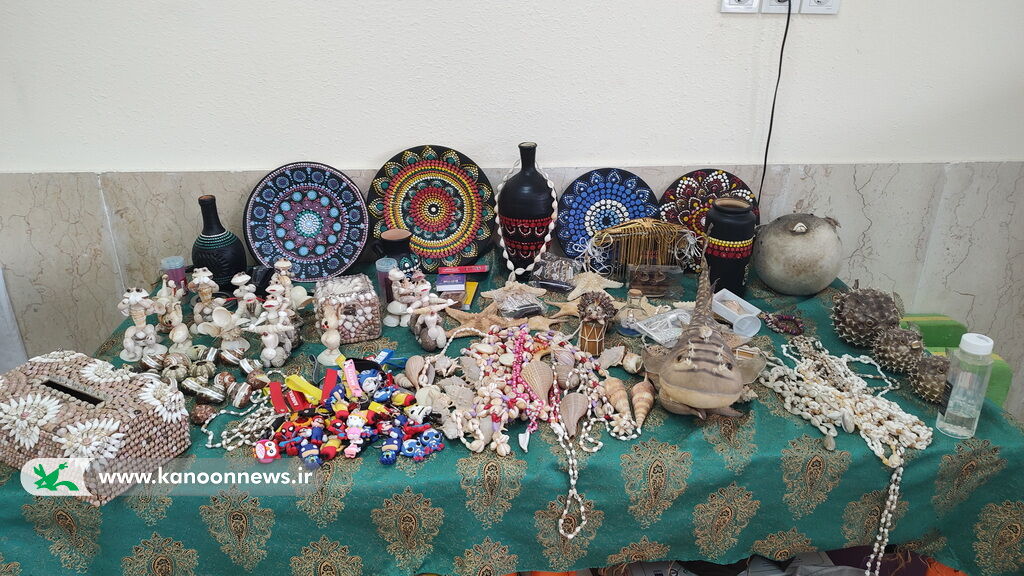 1322355 نمایشگاه آثار هنرمندان دارای معلولیت در مرکز فرهنگی هنری شماره ۱ بوشهر برگزار شد