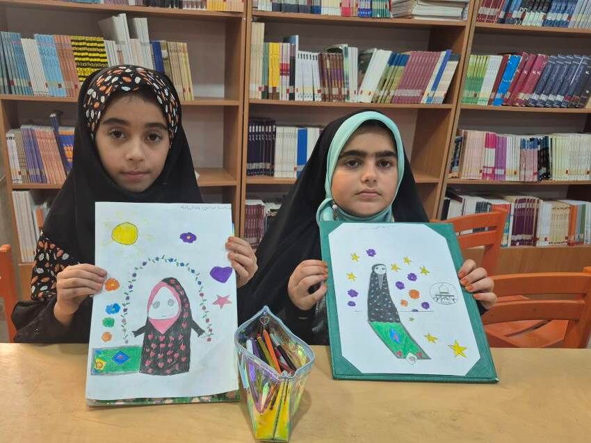 1322368 برگزاری ایستگاه نقاشی به مناسبت سالروز تأسیس نماز جمعه در کانون پرورش فکری لنده