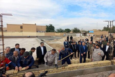 آیین خشت‌گذاری و شروع احداث ۳۵ مدرسه در خوزستان