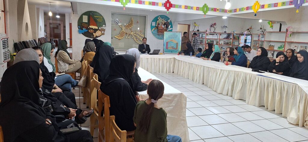 1322464 کارگاه آموزشی خانواده امن در یاسوج برگزار شد