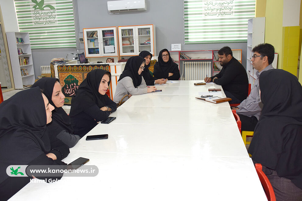 نشست شورای فرهنگی استان لرستان در مرکزشماره۴ خرم آباد نشست شورای فرهنگی استان لرستان در مرکزشماره۴ خرم آباد