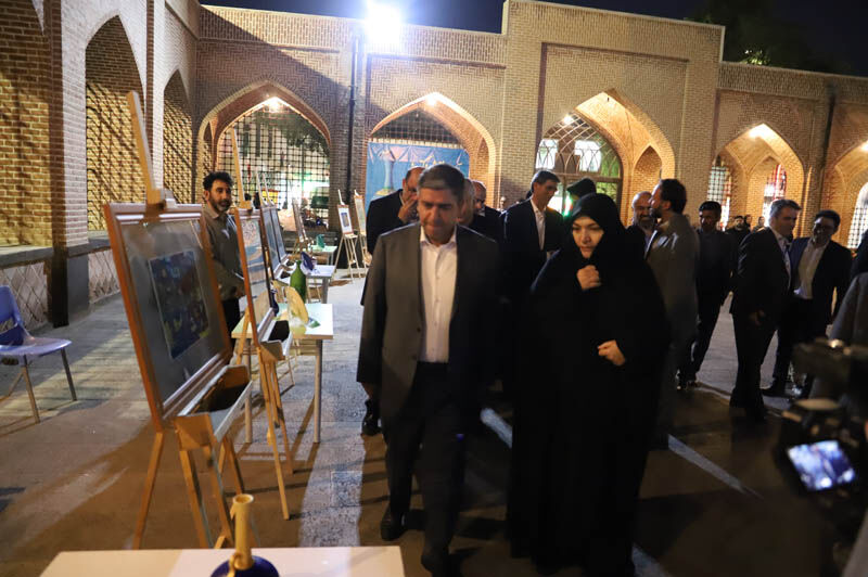 1322673 برپایی نمایشگاه «آوای نقوش و کتیبهها» همزمان با آیین گرامیداشت روز ملی شیخ صفیالدین اردبیلی