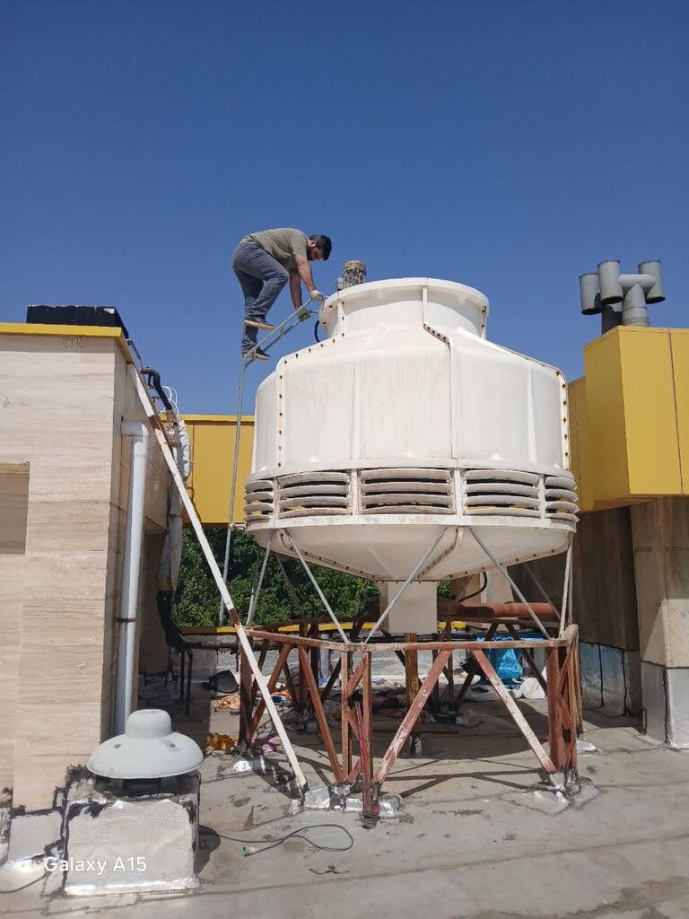 با تعمیرات و تجهیزات در مراکز فرهنگی‌هنری کانون