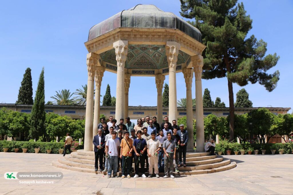 1323121 راه یابی اعضای نوجوان پسر مراکز فرهنگی هنری کانون قم به چهارمین دوره آموزشی باشگاه ادبی «قاف»